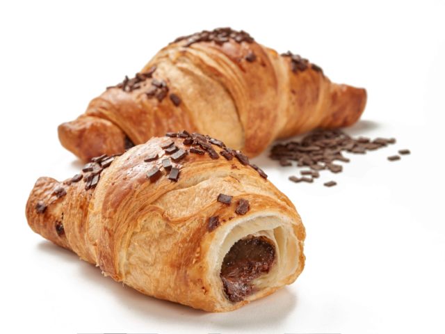 13250000 chocolate hazelnut croissant