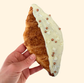 Flat croissant Gourmand Pastries