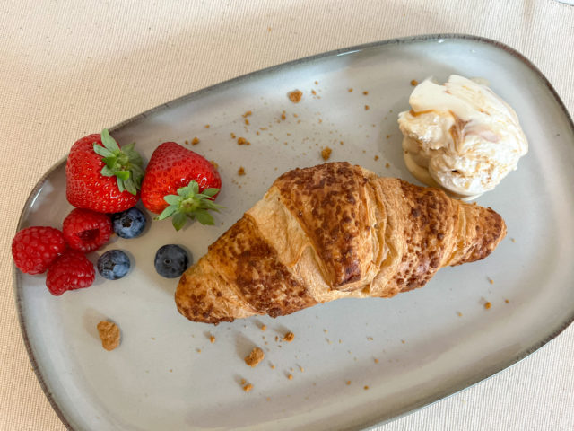 Croissant filled with Biscoff® spread Gourmand Pastries lifestyle ice cream